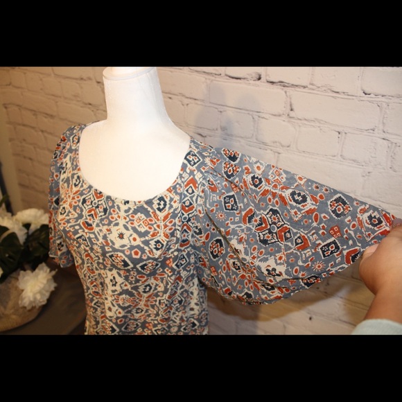 Lucky Brand Blue Paisley Boho Butterfly Sleeve Top - Picture 3 of 5